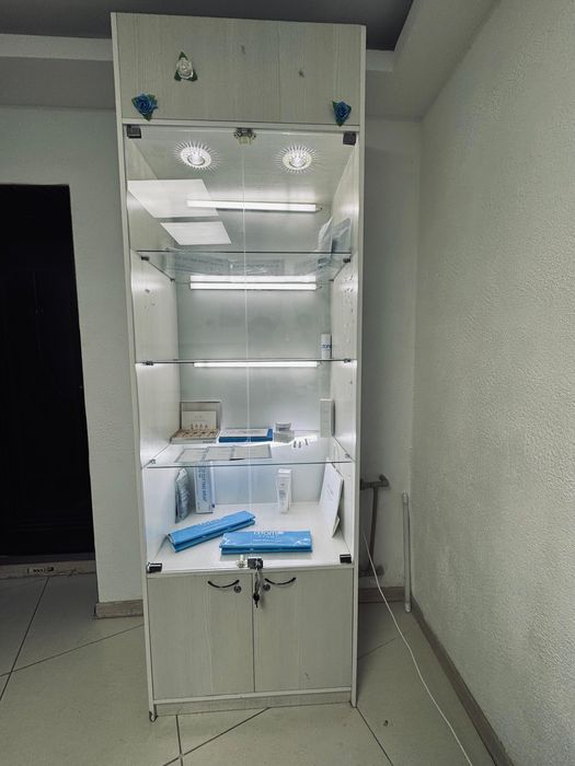 Шкафчик для офиса