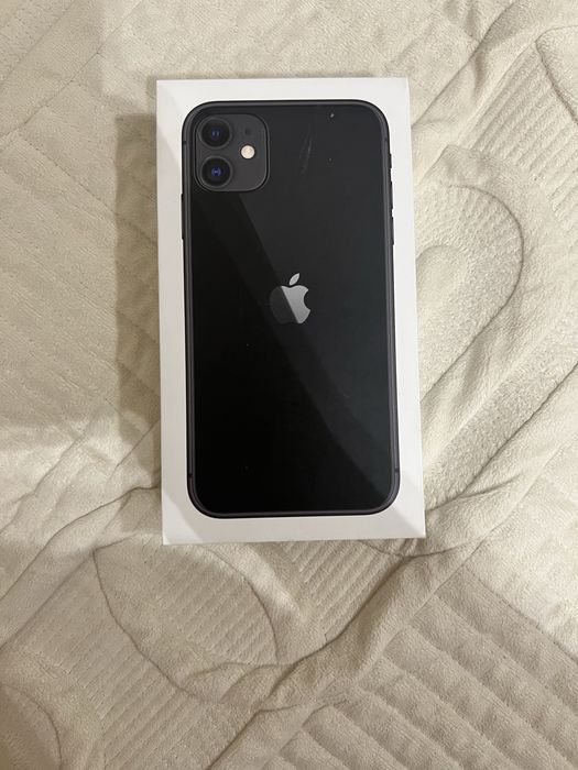 iPhone 11 в идеальном состоянии