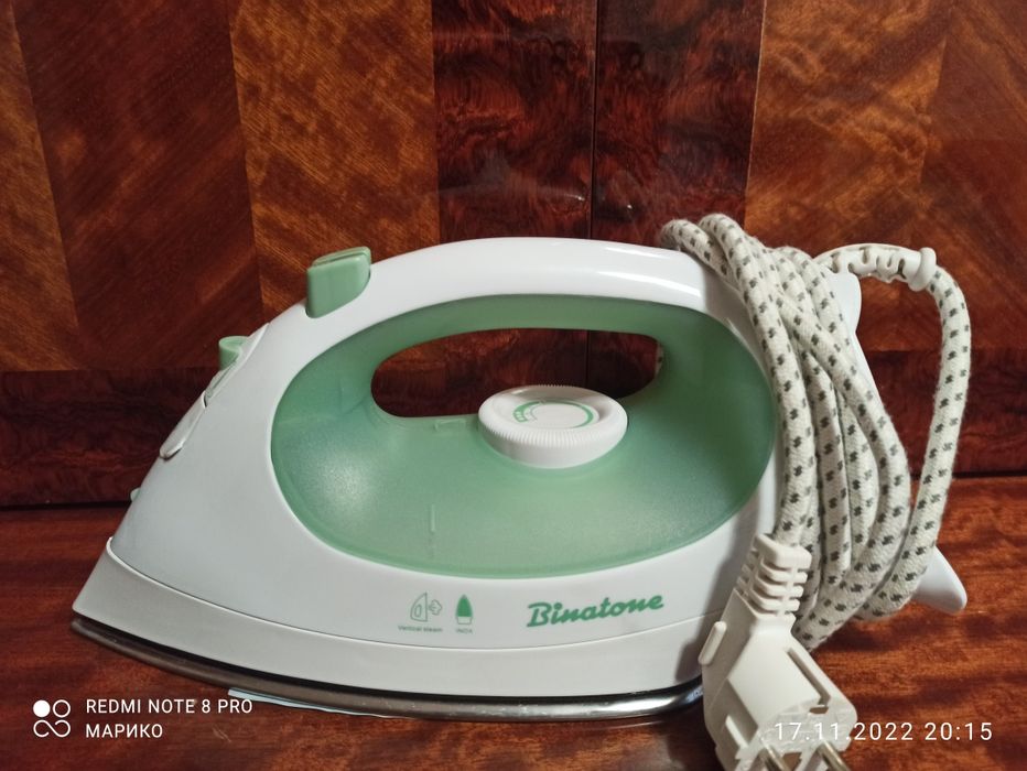 Продам новый утюг