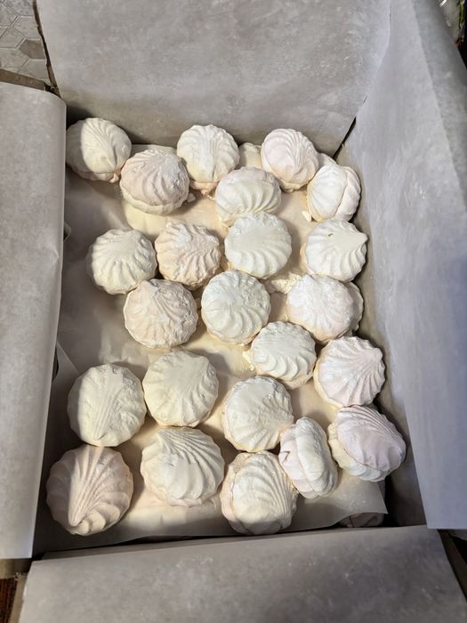 Бело-розовый зефир