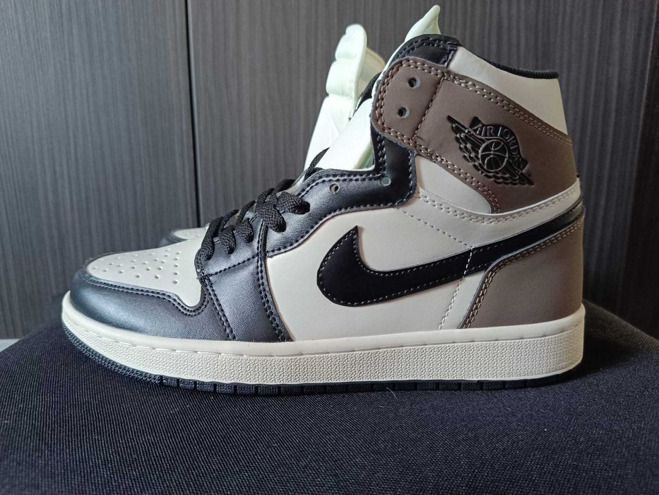 Air Jordan 1 Dark Mocha