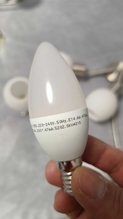 Лампа за монтаж на таван