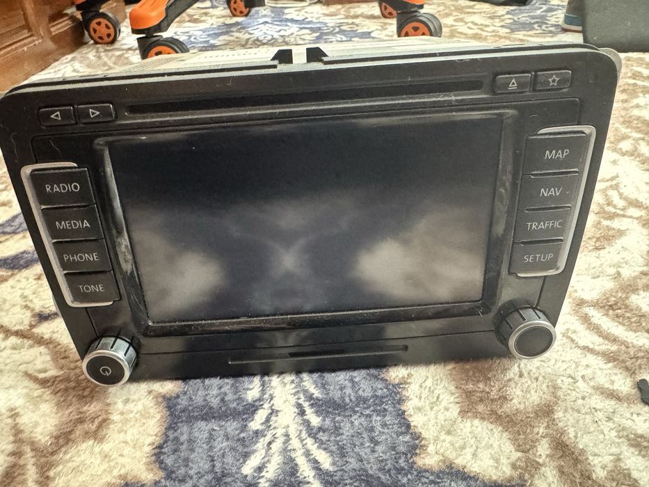 Оригинална медия 1TO 035 680 C свалена от golf 6