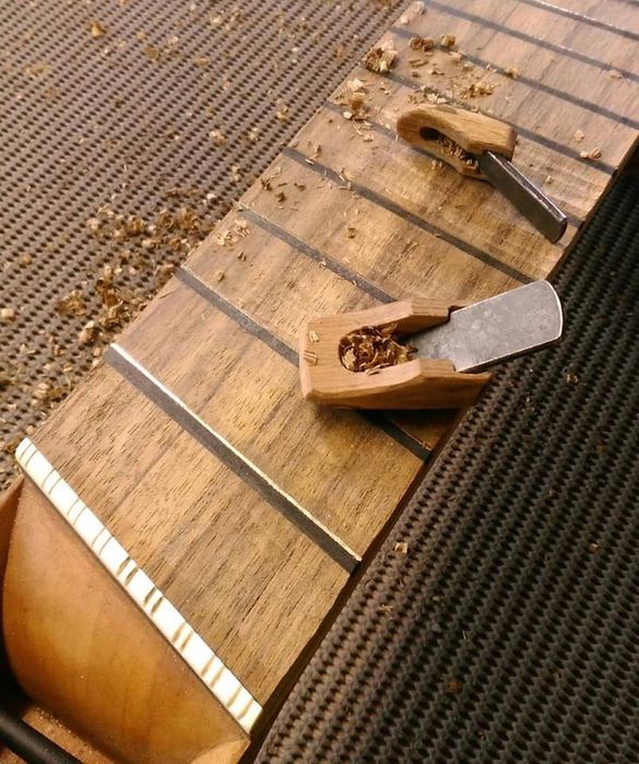 Gitara tamirlash usta honasi
