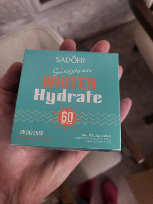 Sadoer Whitening & Hydrating SPF60+ - слънжезащитен крем