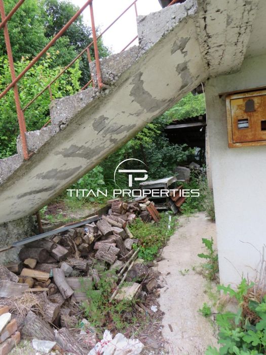 Продава се Къща в с. Болярци, Област Пловдив - 180 кв.м за 556 €/кв.м - Снимка #2