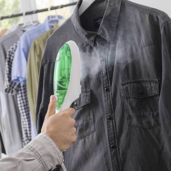 Fier de calcat vertical cu aburi nou