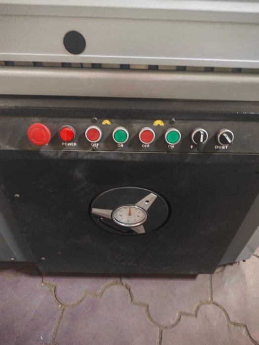 Распиловочный станок  MJ45DM