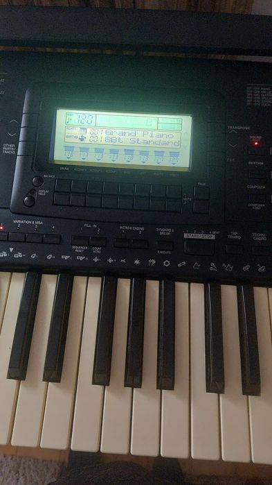 De vânzare sintetizator (orga, keyboard) Technics KN1500 cu stativ