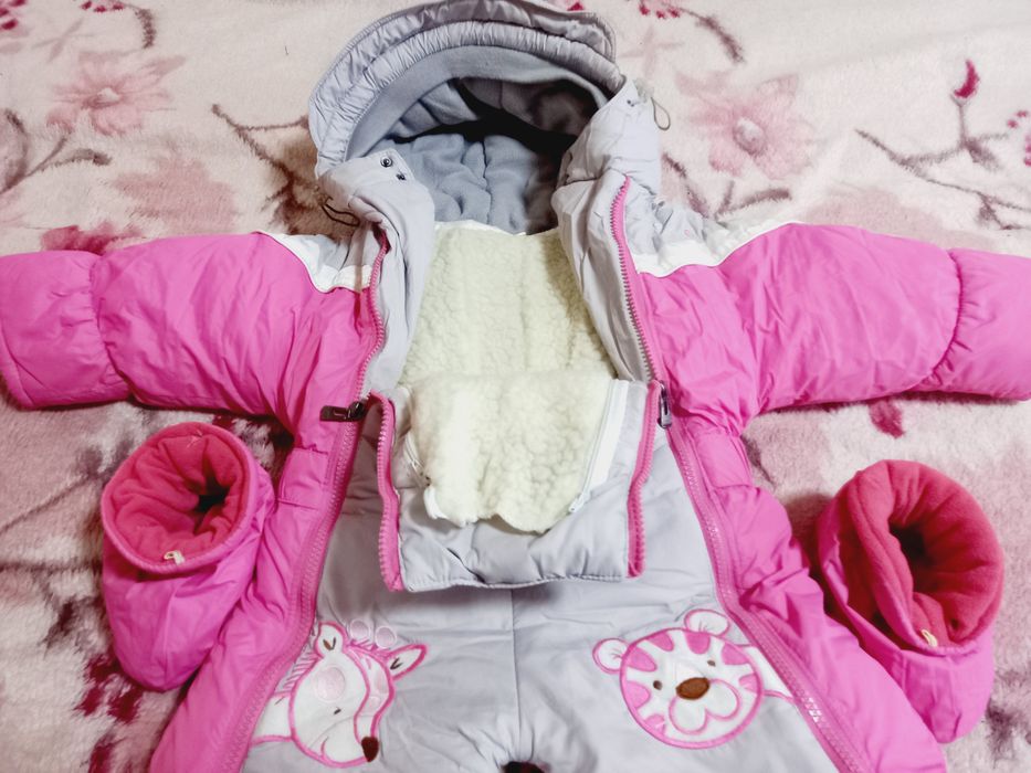 Комбинезон  розовый