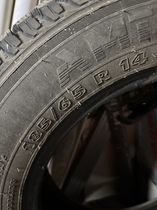 Шины зимние 185/65/14