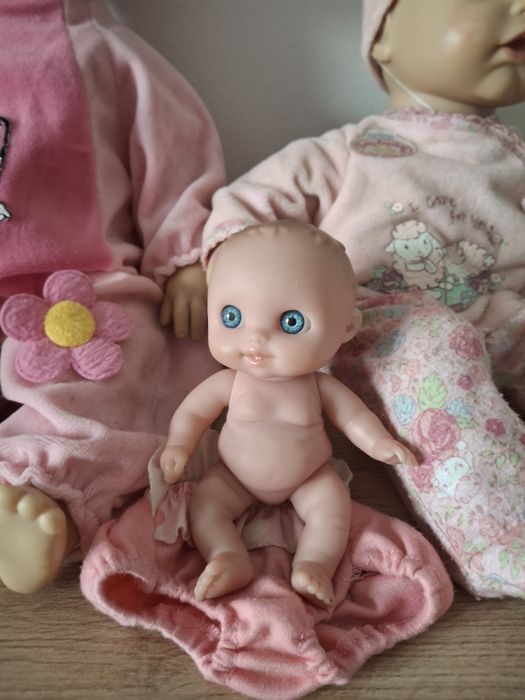 Vand lot jucarii cu 3 bebelusi ( 2 Zapf Creation si 1 Berenguer)