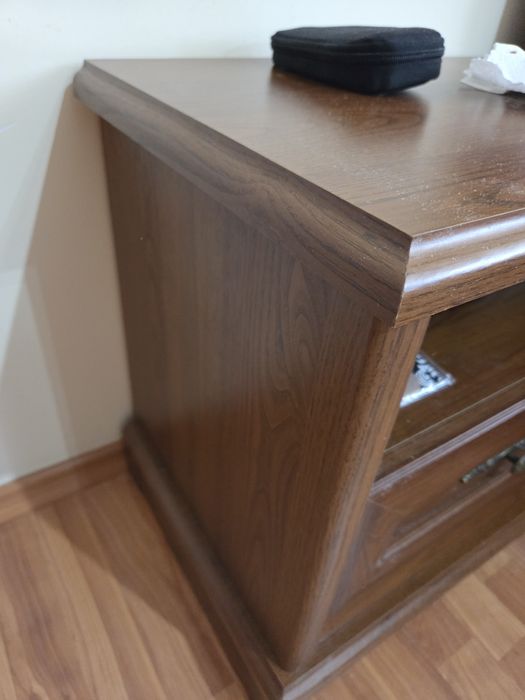 Продам спальный гарнитур