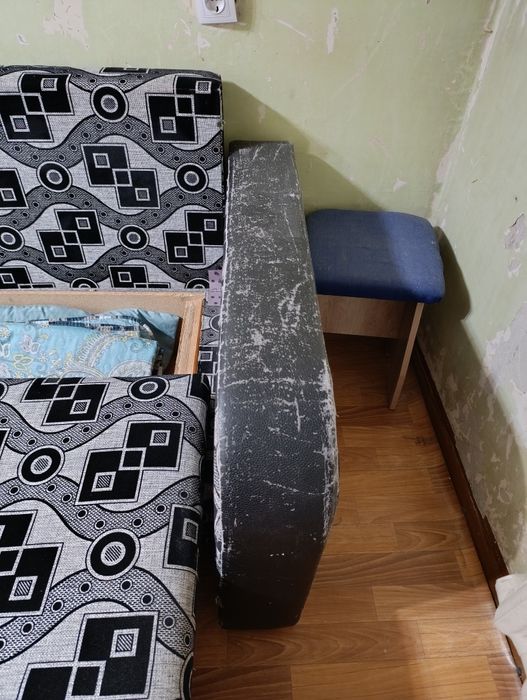 Продаю тахту раздвижную