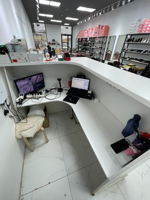 ресепшн для магазина