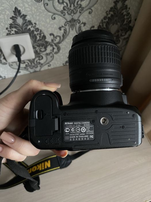 Продам фотоаппарат Nikon D3100