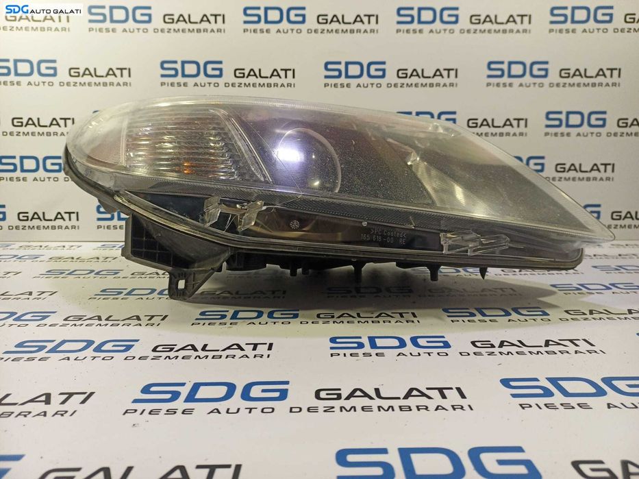 Far Dreapta cu Lupa FARA Xenon Saab 93 9-3 2008 - 2012 Cod P12842044 1LL010317-04 [L1732]