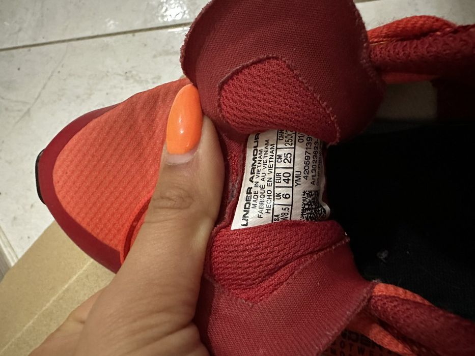 Маратонки Under Armour