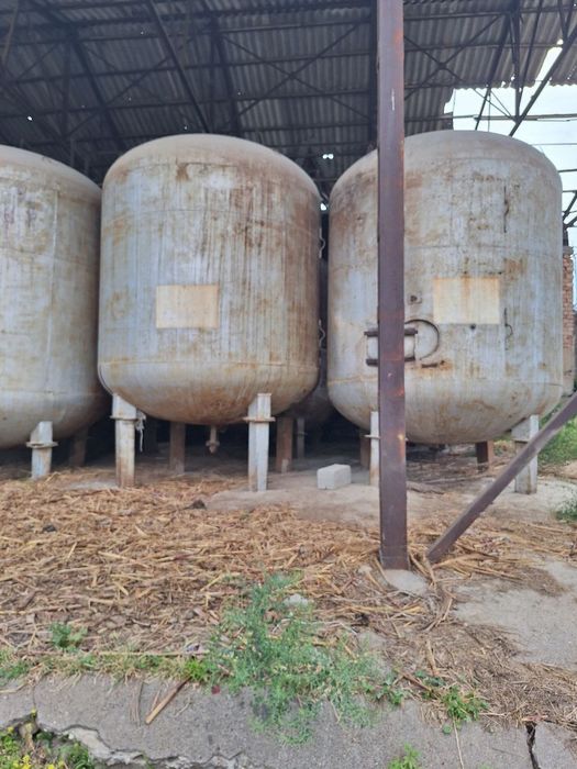 Емкость цистерналар вертикальная