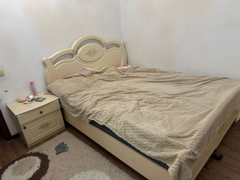 Гарнитур для спальня и шкаф-купе