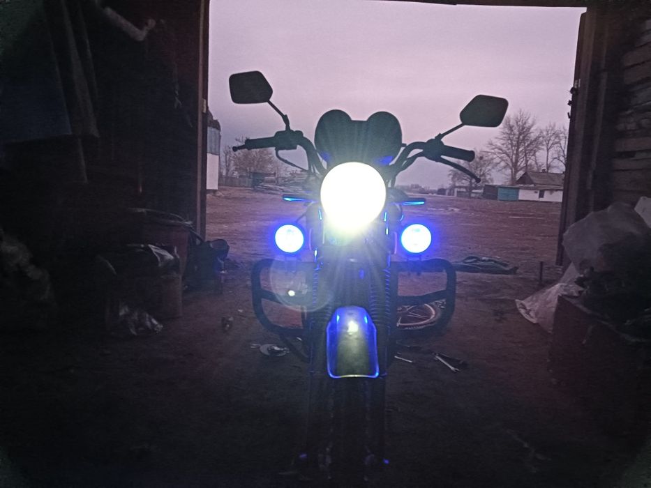 Мотоцикл (110 yaqi)