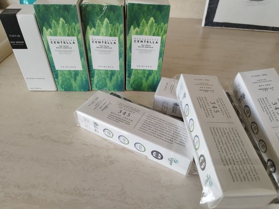 Нови Dr. Althea Relief cream 345, Skin1004 Centella Asiatica Green Tea ampoule, Tirtir Sos