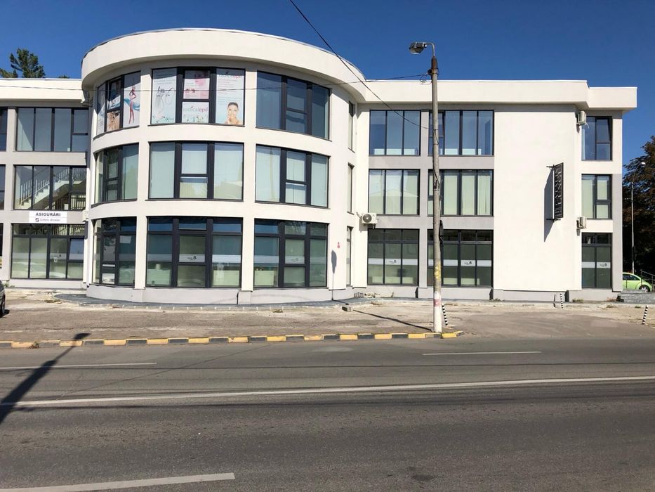 Spatiu comercial /birou/cabinet  bacau ultra central