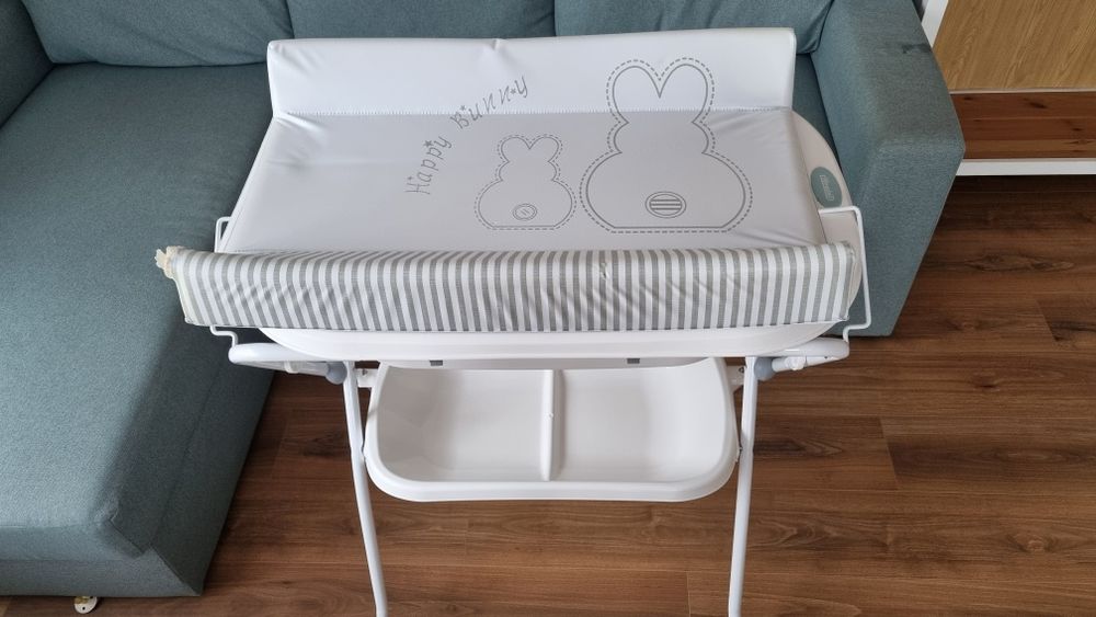 Сгъваеми вана и повивалник 2 в 1