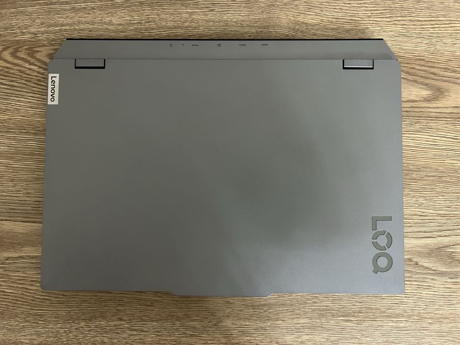 Lenovo LOQ 15IAX9