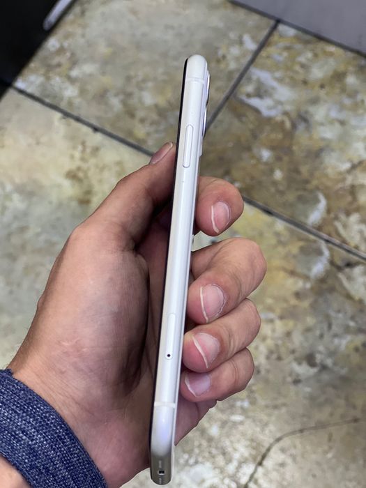 Iphone 11 White 64 Gb