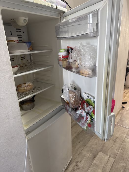 Продам холодильник Бирюса