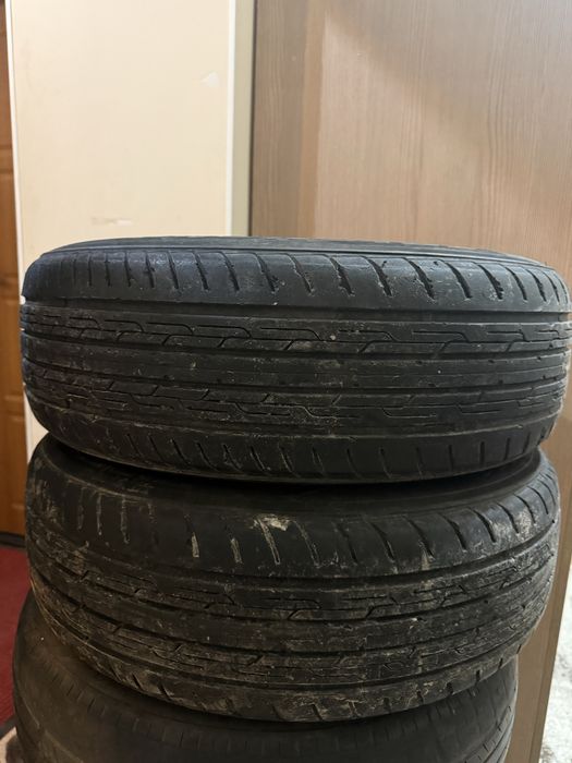 Продам 2 шины летние в хорошем состоянии, есть 6 шт