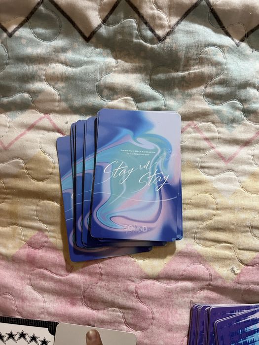 Альбом stray kids и карточки