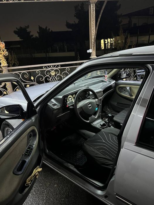 Нексия сотилади, зангиота туманида