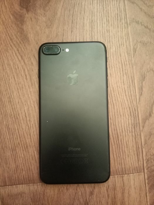 Vând ifone 7 plus