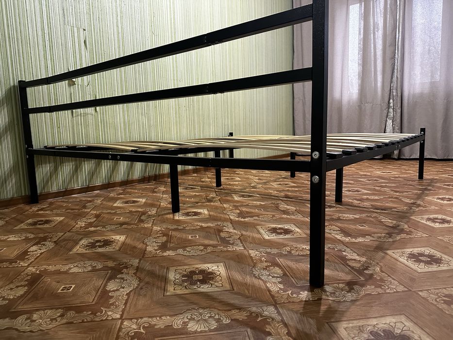 Двуспальныя кровать