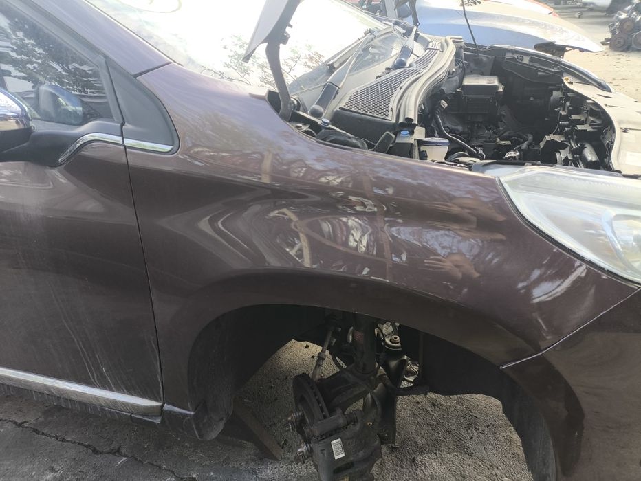 Калник за Пежо/Peugeot 2008