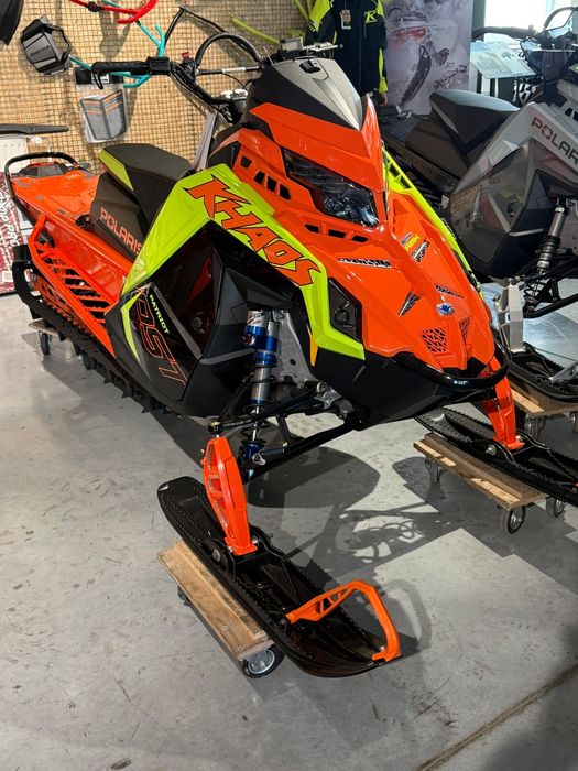Snowmobil Polaris RMK Khaos Patriot BOOST 155 2.7  2023 NOU