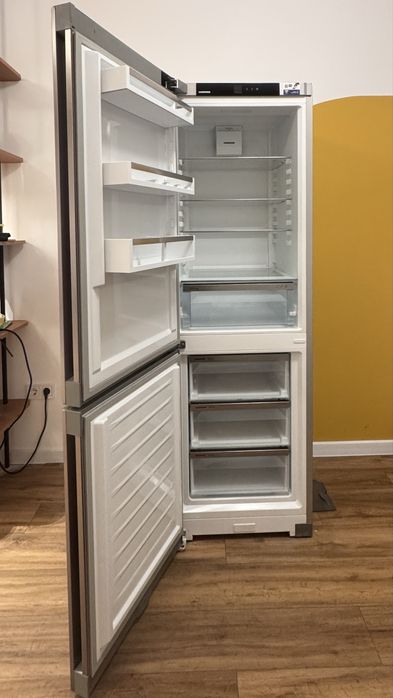 Хладилник Liebherr CNSFF24503