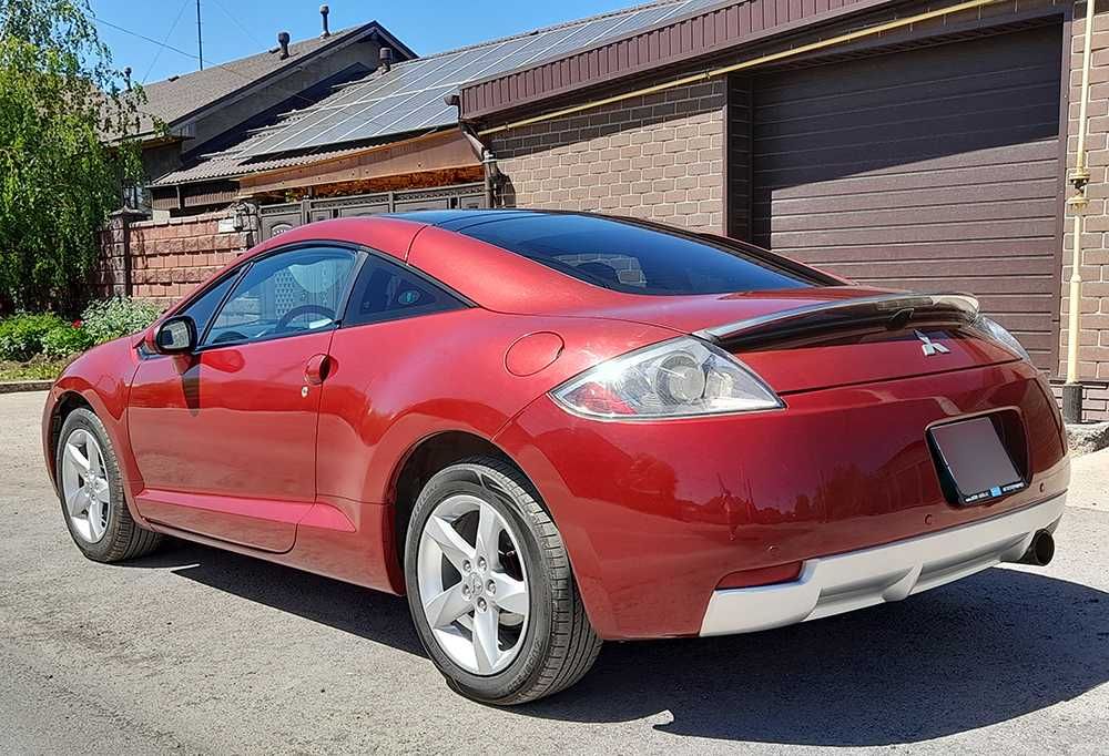 Срочно Mitsubishi Eclipse 2007 года, 2.4 бензин