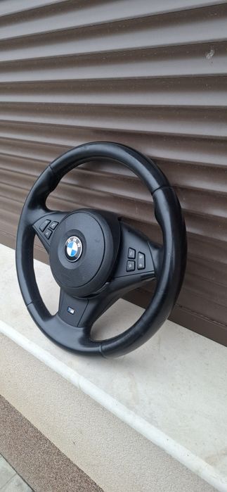 БМВ е60 М спорт волан