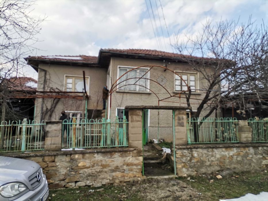 Продава се Къща в Антоново - 150 кв.м за 200 €/кв.м - Снимка #1