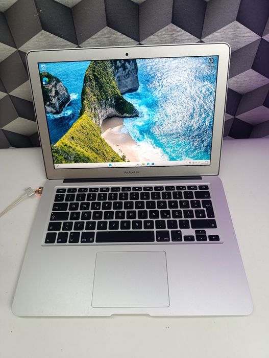 Macbook air A1466 procesor i5