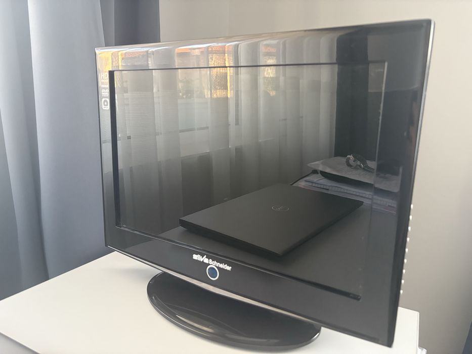 Телефизор Silva Schneider\12V\+ вградено DVD