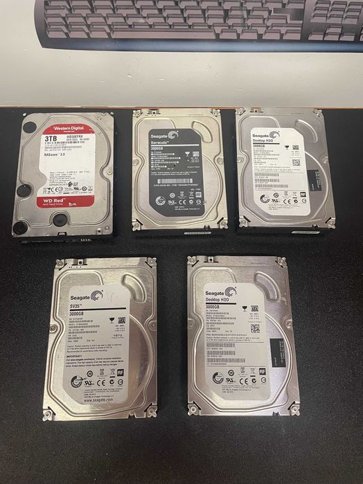 2.5インチ HDD 1TB 2台セット WD Seagate hdd 1tb 2,5 - Componente Laptop-PC la preț mic | OLX.ro