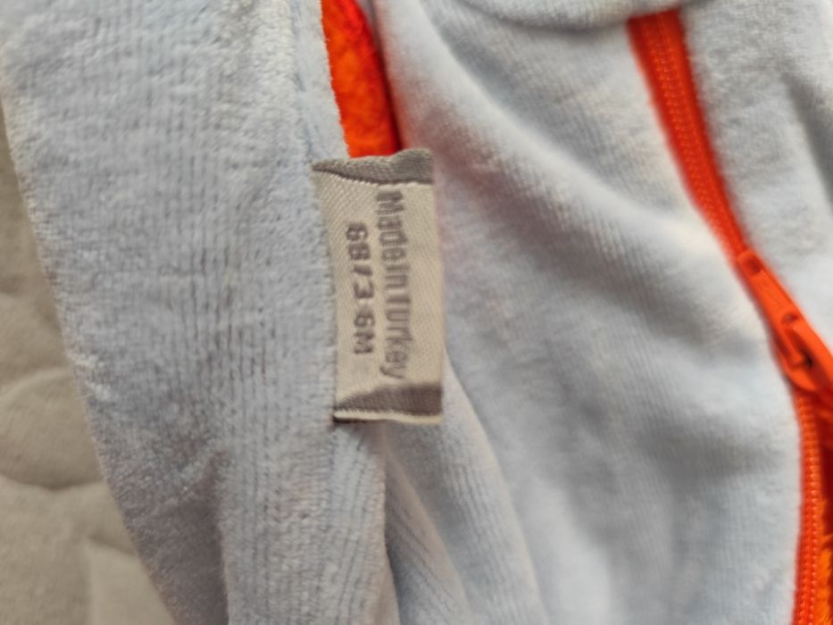 Продам утеплённый комбезик