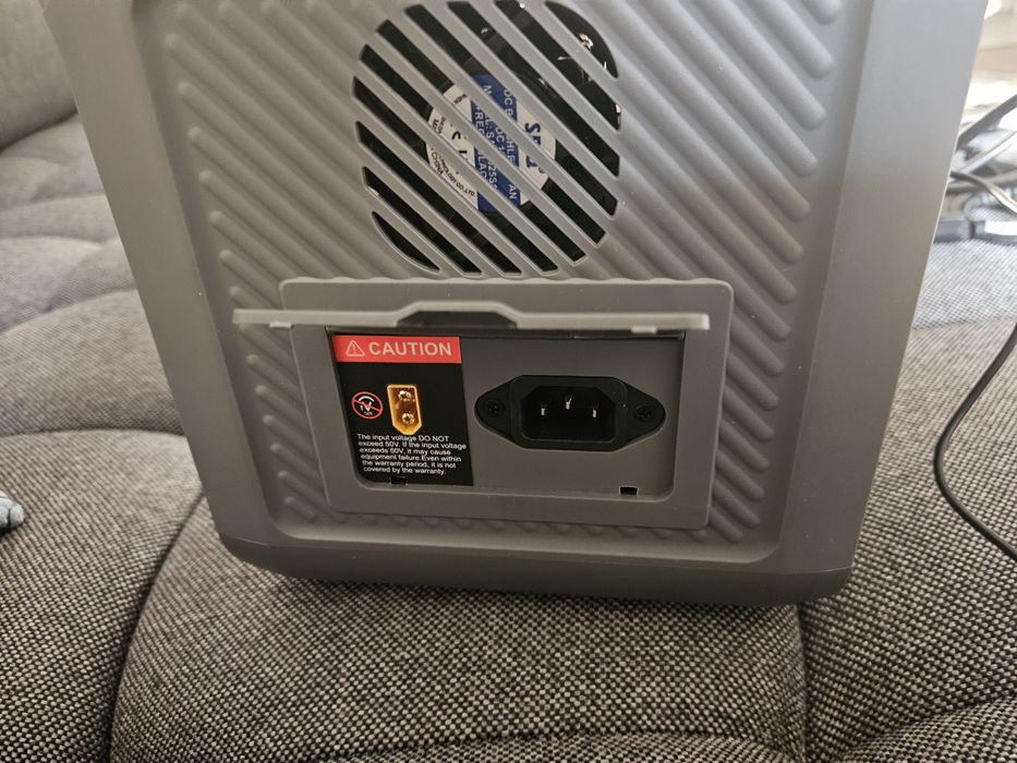 Соларна станция  Fossibot f800 и соларен панел 100w Solarpowa BigBlue