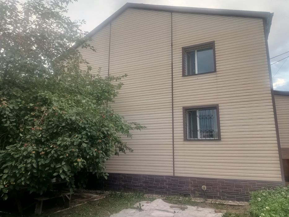 Продается 2 уровневый дом