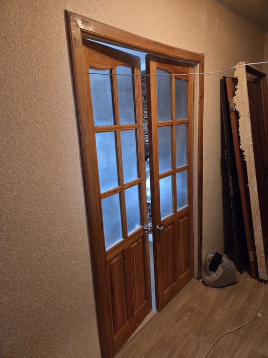 Двери межкомнатные 2шт