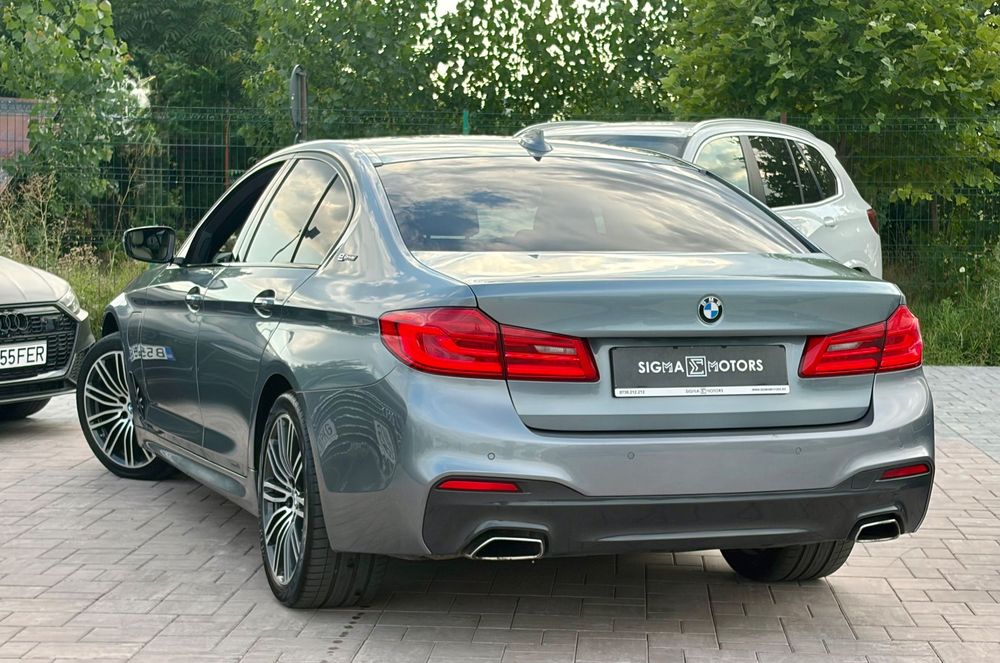 BMW Seria 5 530e M Plug-In Hybrid / GARANTIE 2 ANI / LED / Bord Digital / Head-Up